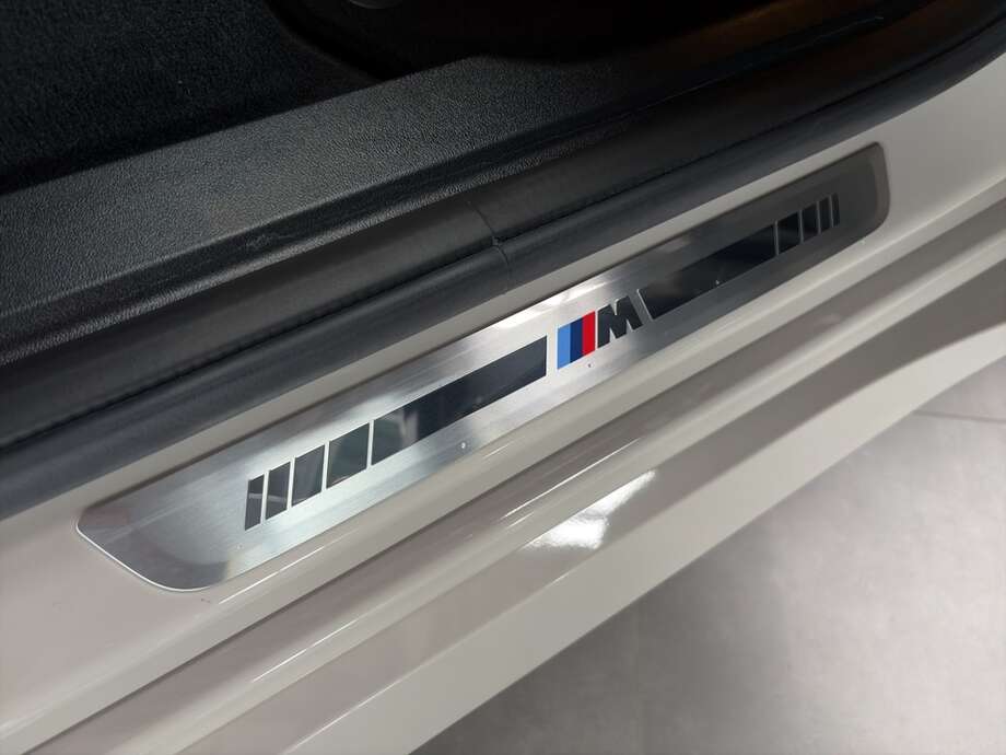 BMW X3 (Bild 17/23)