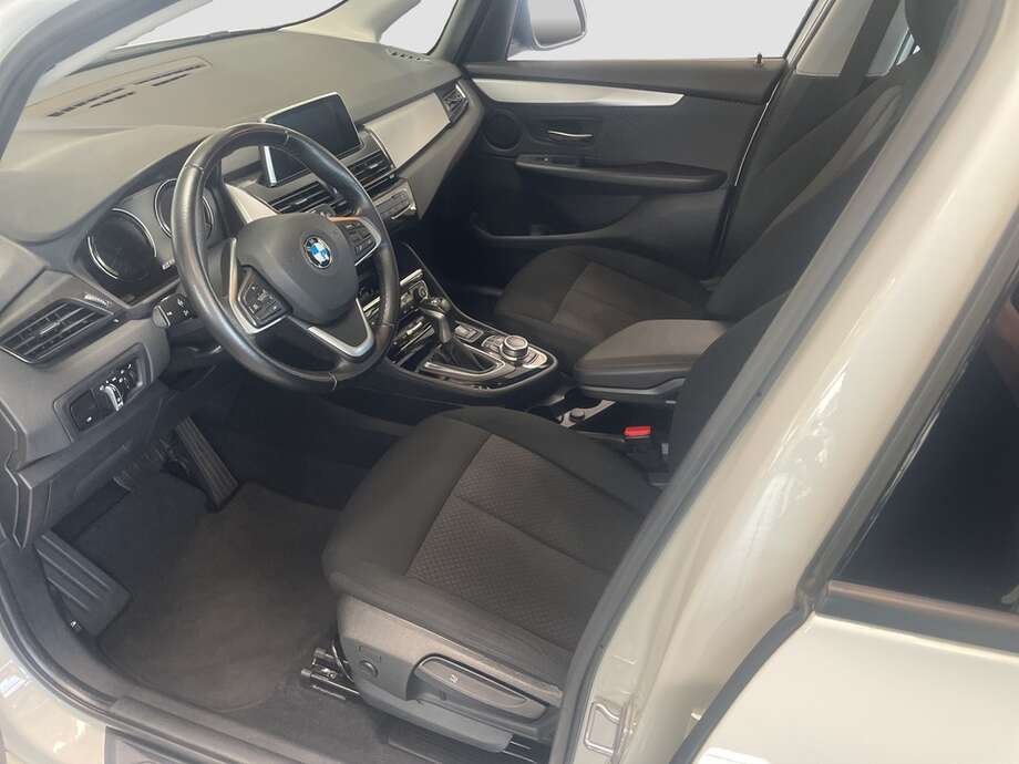 BMW 225 Active Tourer xe (Bild 10/16)