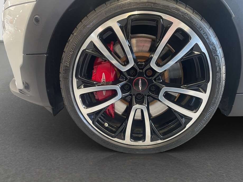 MINI John Cooper Works Clubman (Bild 9/16)