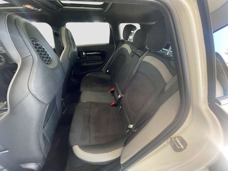 MINI John Cooper Works Clubman (Bild 14/16)