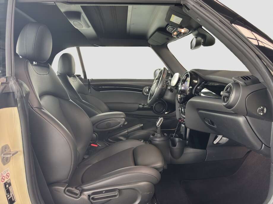 MINI Cooper Cabrio (Bild 16/16)