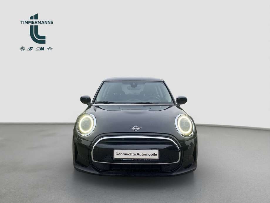 MINI Cooper (Bild 8/16)