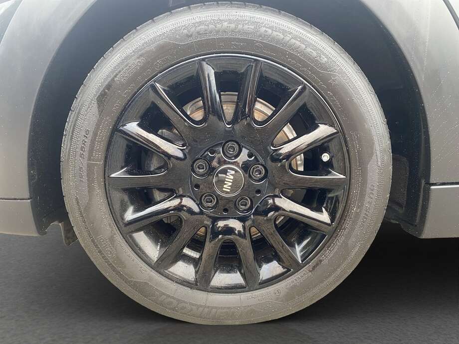 MINI Cooper (Bild 9/16)