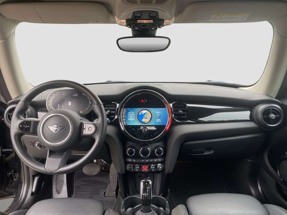 MINI Cooper (Bild 13/16)