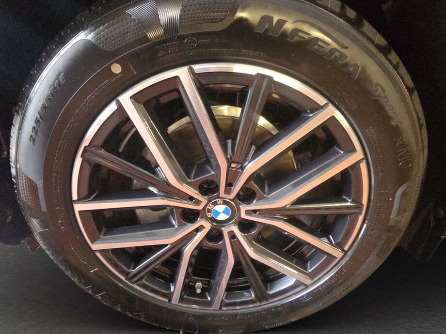 BMW X1 (Bild 9/18)