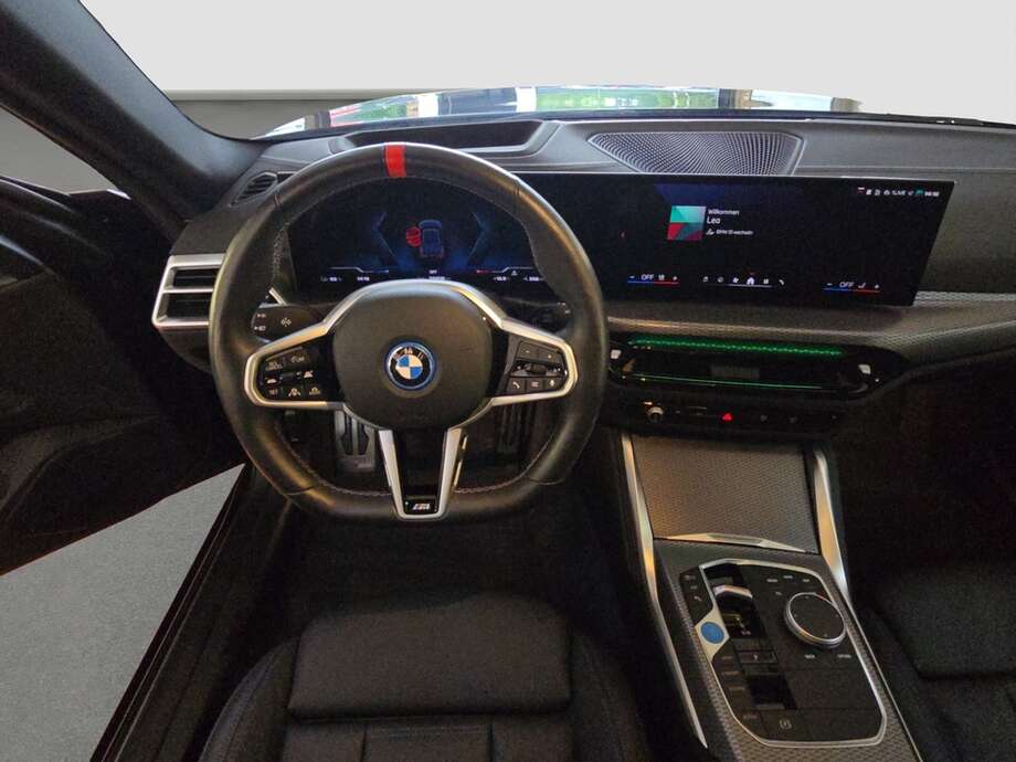 BMW i4 (Bild 13/19)