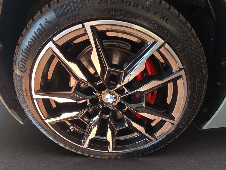 BMW i4 (Bild 9/19)