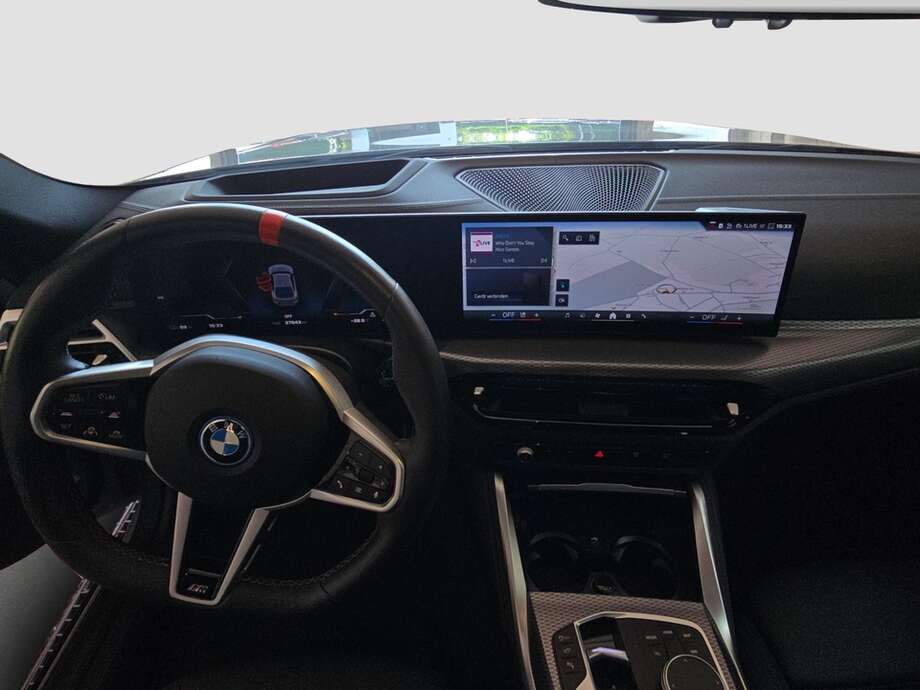 BMW i4 (Bild 13/19)