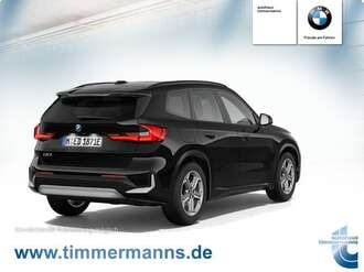 BMW iX1 xDrive30 (Bild 2/5)