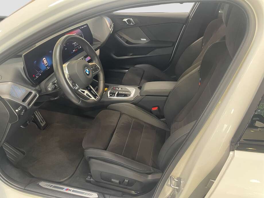 BMW 120 (Bild 11/18)
