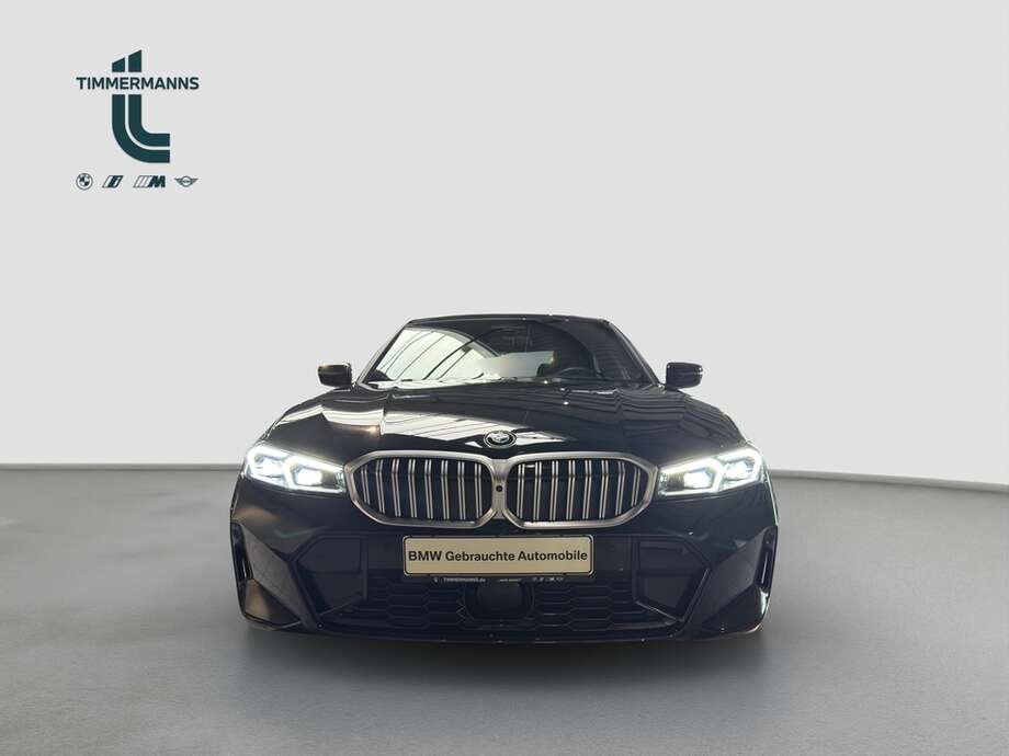 BMW 320 xDrive (Bild 8/15)