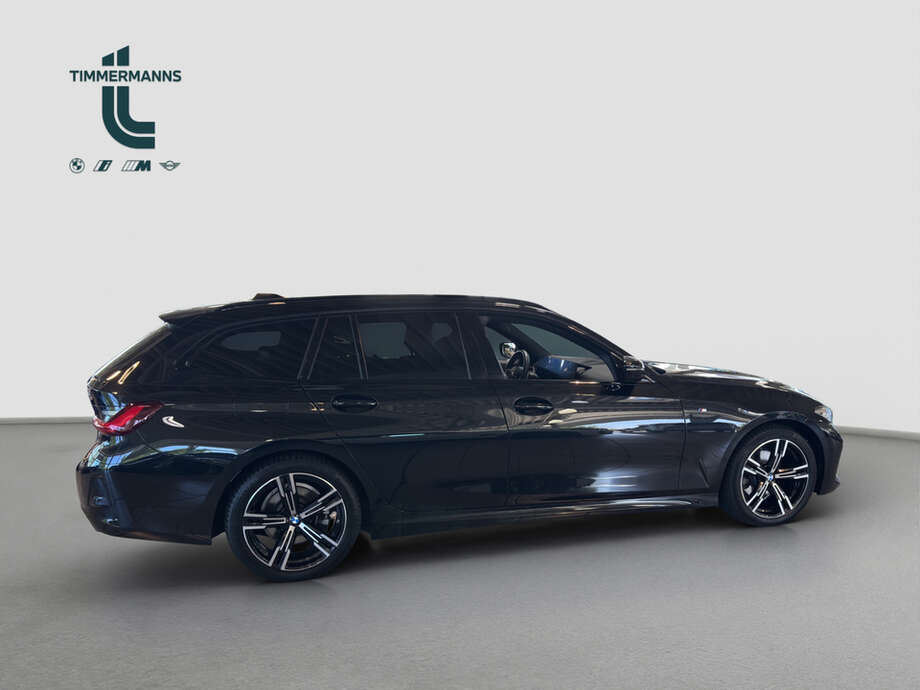 BMW 320d (Bild 10/16)