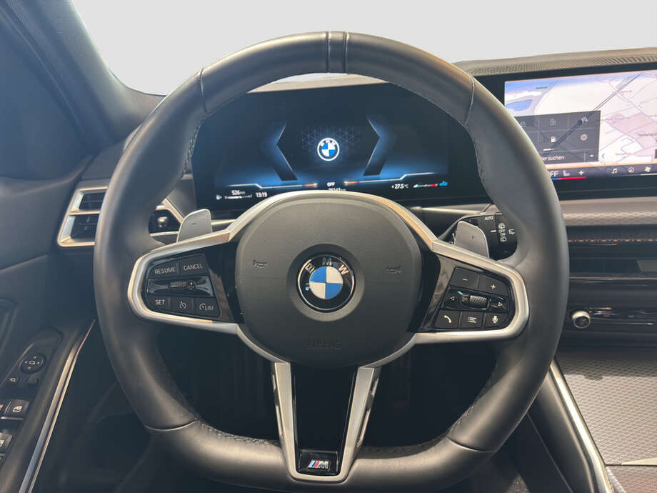 BMW 320d (Bild 13/16)
