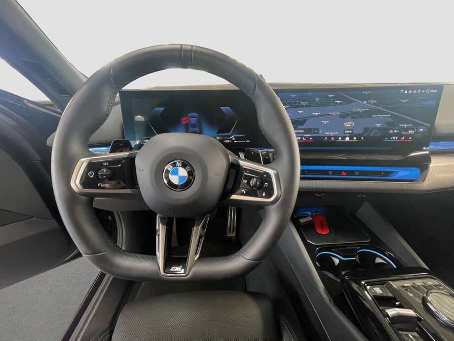 BMW 520d (Bild 12/14)