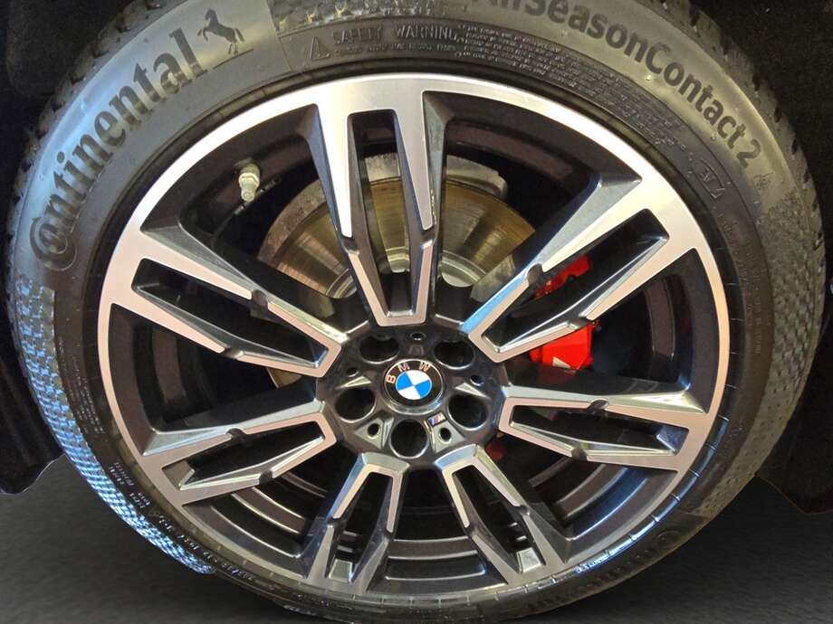 BMW 520d (Bild 9/19)