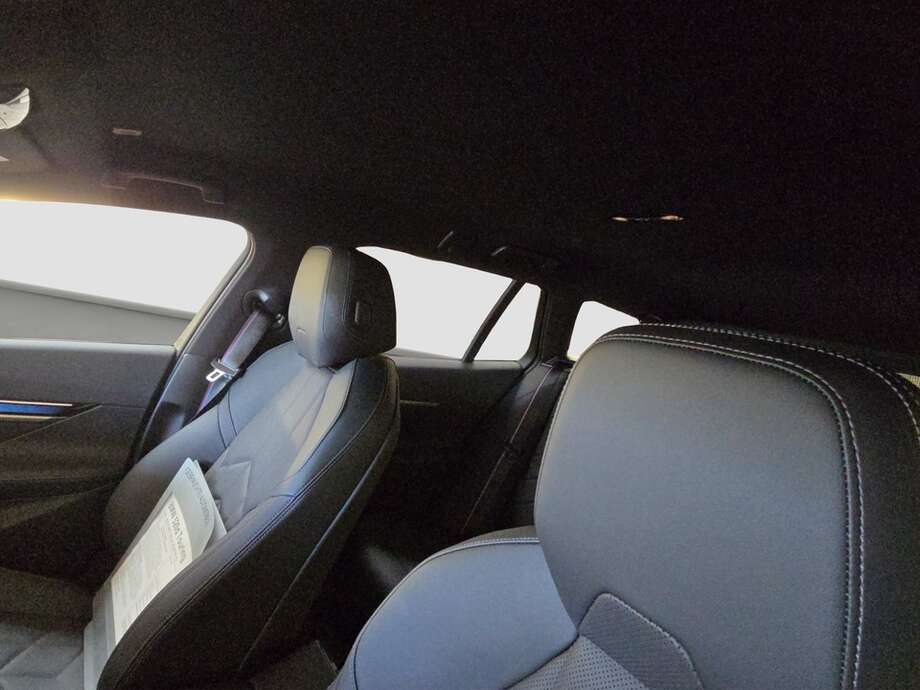 BMW 520d (Bild 11/19)