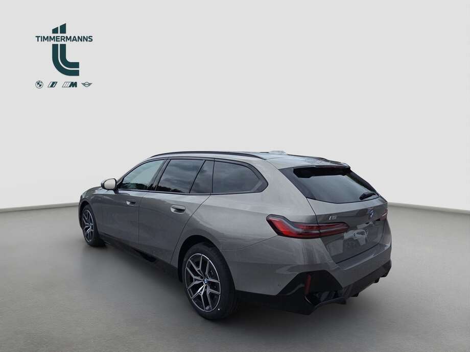 BMW i5 eDrive40 Touring (Bild 3/18)
