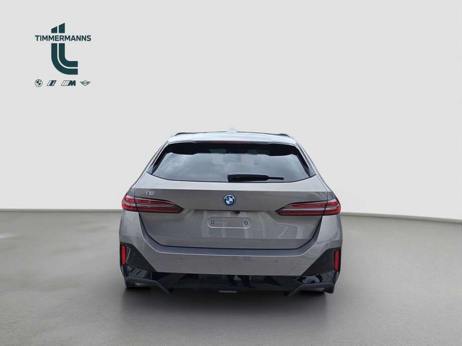 BMW i5 eDrive40 Touring (Bild 4/18)
