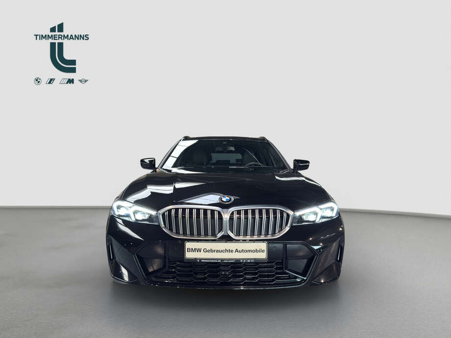 BMW 320d (Bild 8/14)