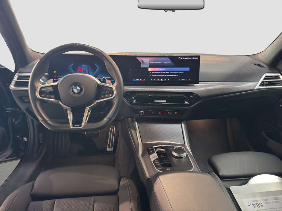 BMW 320d (Bild 12/14)