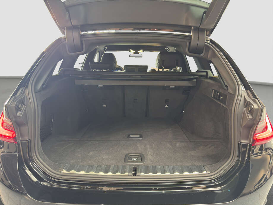 BMW 320d (Bild 14/14)