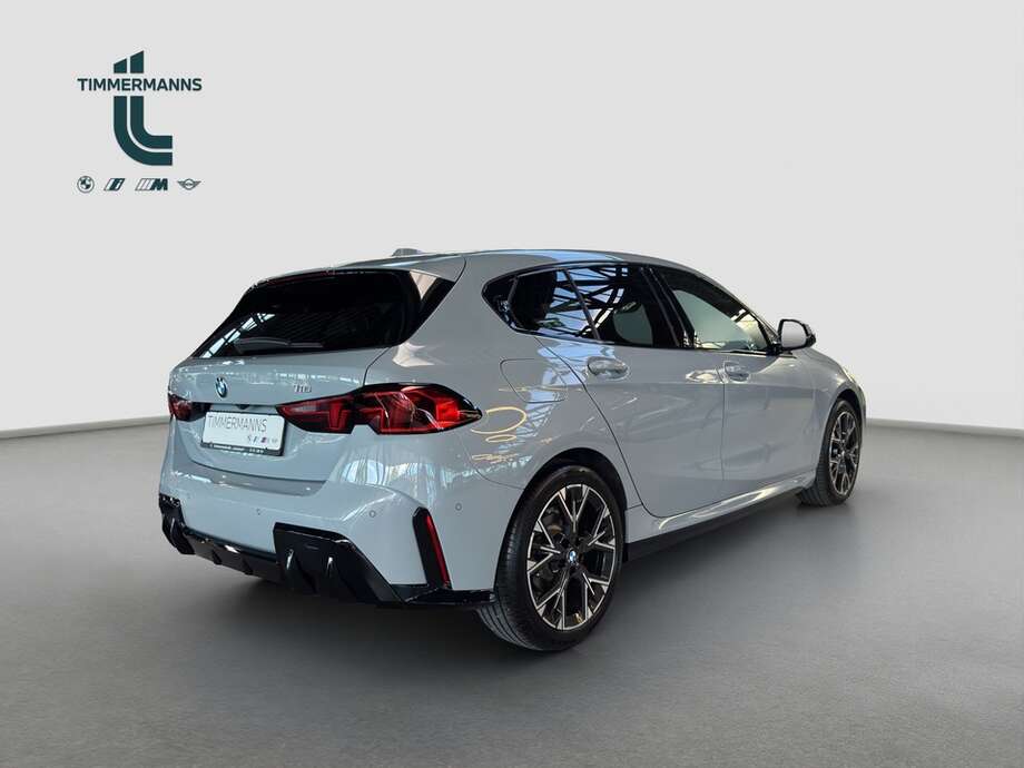 BMW 116 (Bild 7/23)