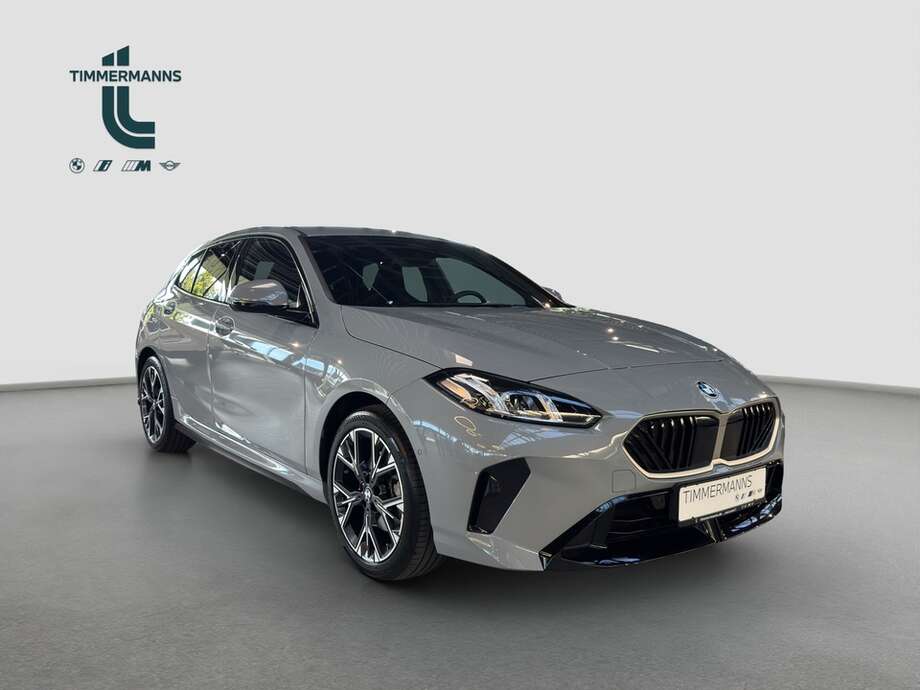 BMW 116 (Bild 9/23)