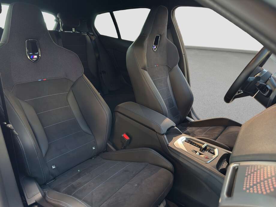 BMW 116 (Bild 17/23)