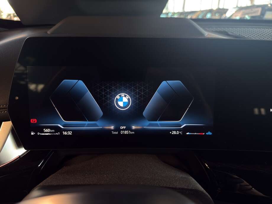 BMW X1 (Bild 29/30)