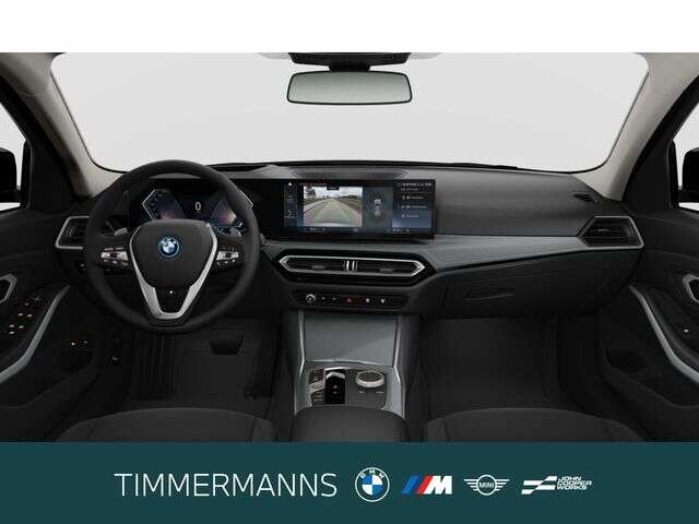BMW 320 (Bild 5/6)