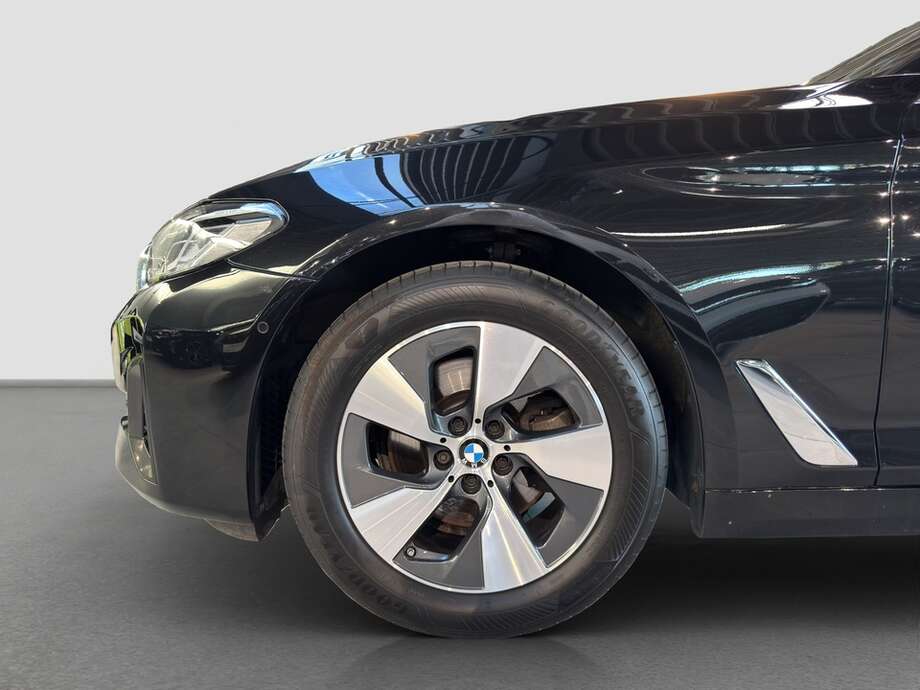 BMW 520 (Bild 10/21)