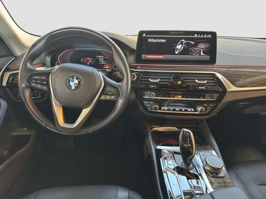 BMW 520 (Bild 13/21)