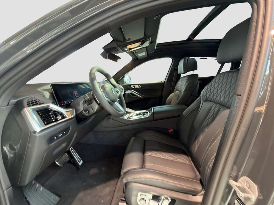 BMW X6 (Bild 11/15)