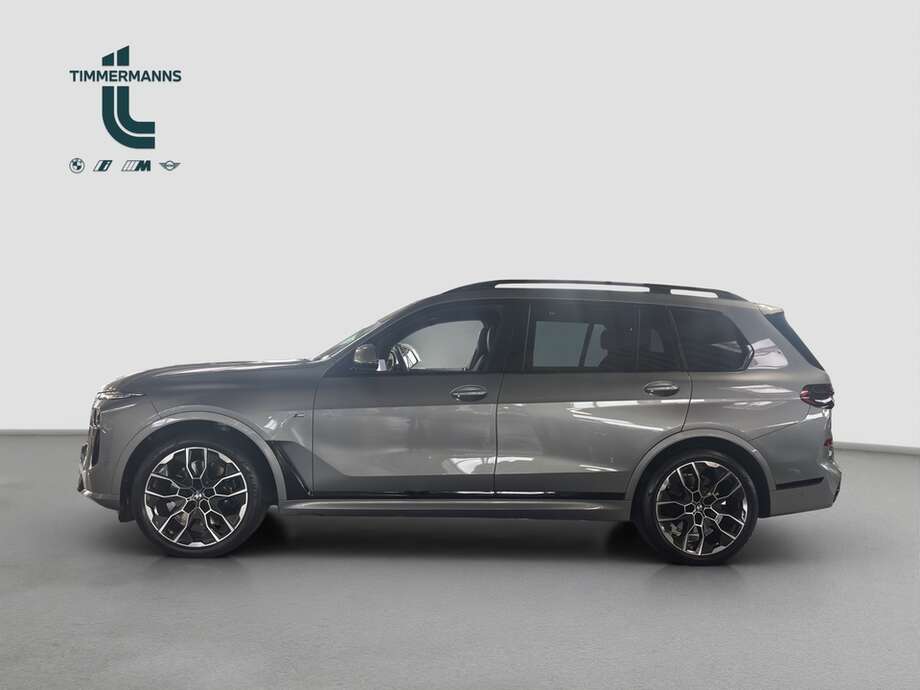 BMW X7 (Bild 2/21)