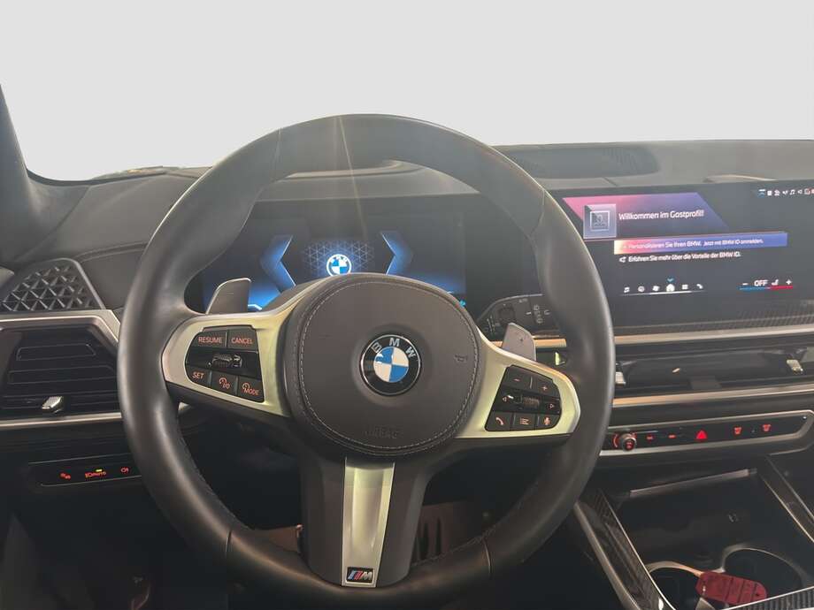 BMW X7 (Bild 12/21)