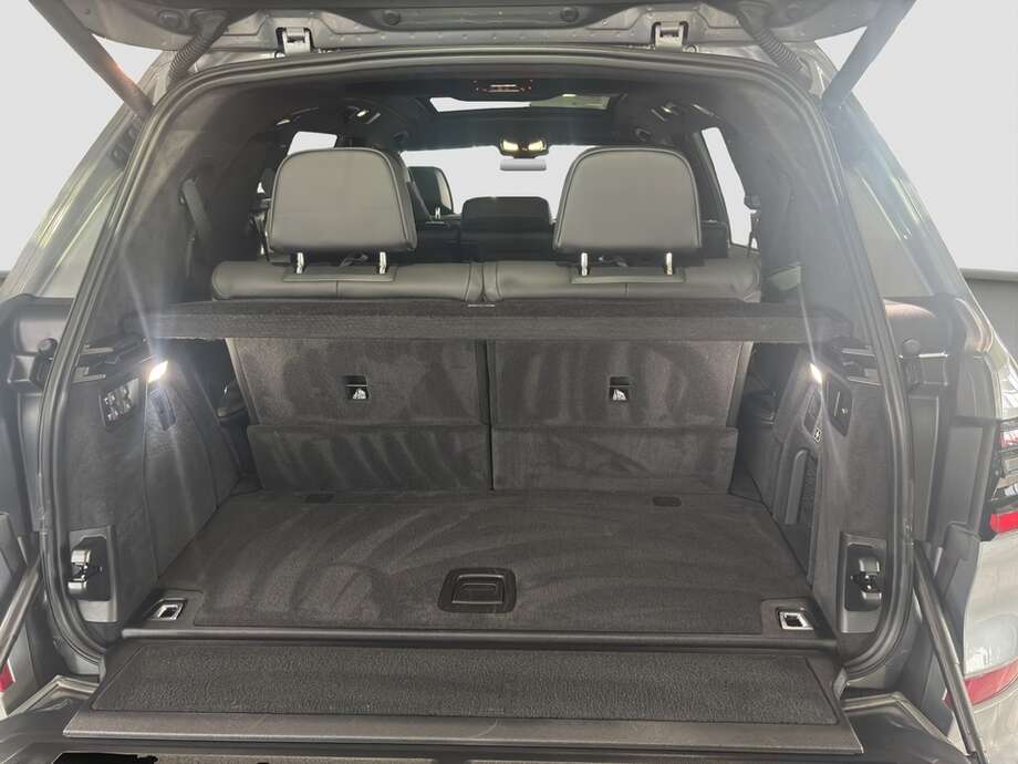 BMW X7 (Bild 15/21)