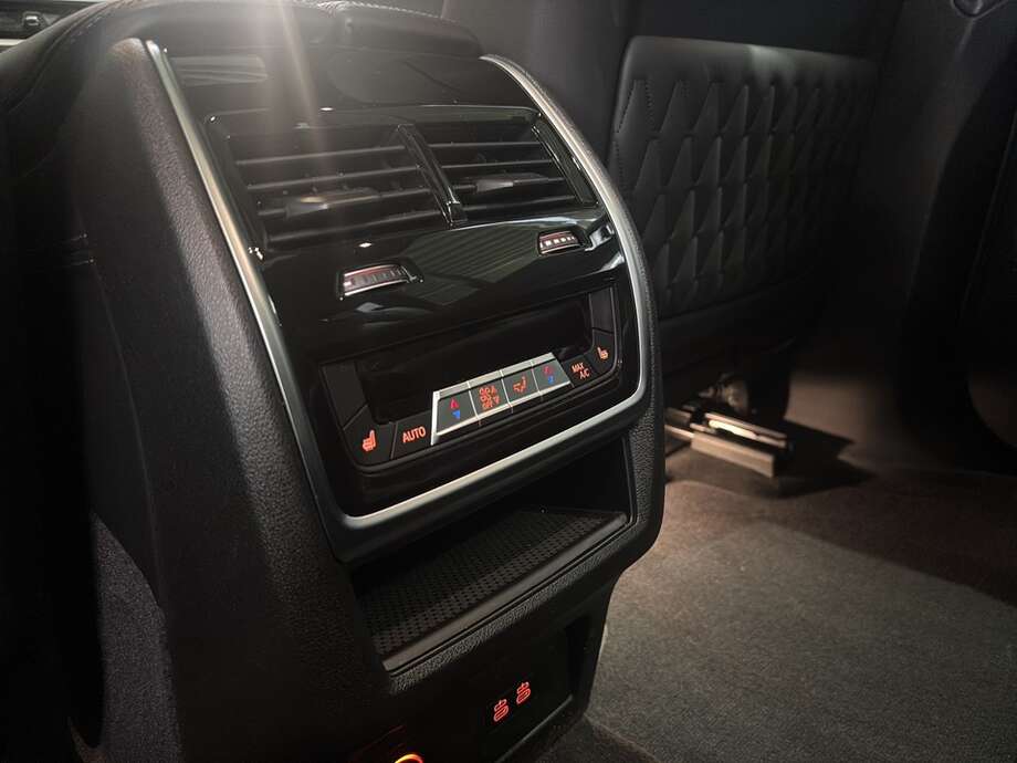 BMW X7 (Bild 18/21)