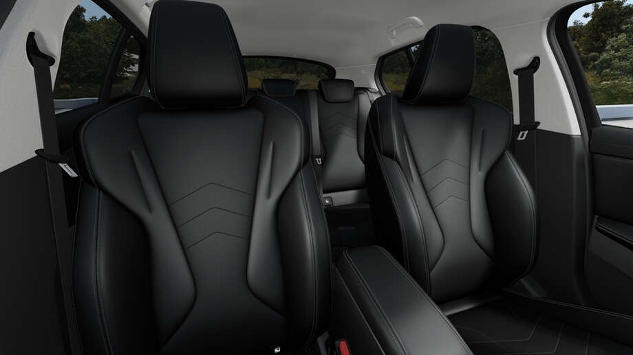 BMW 120 (Bild 4/5)