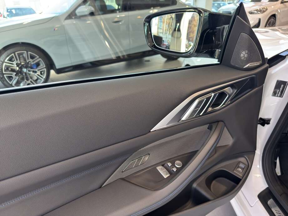 BMW M440 (Bild 13/14)