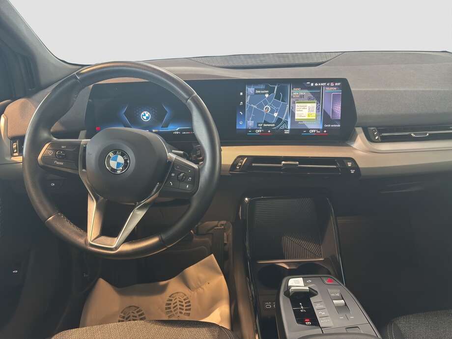 BMW 218 Active Tourer (Bild 14/17)