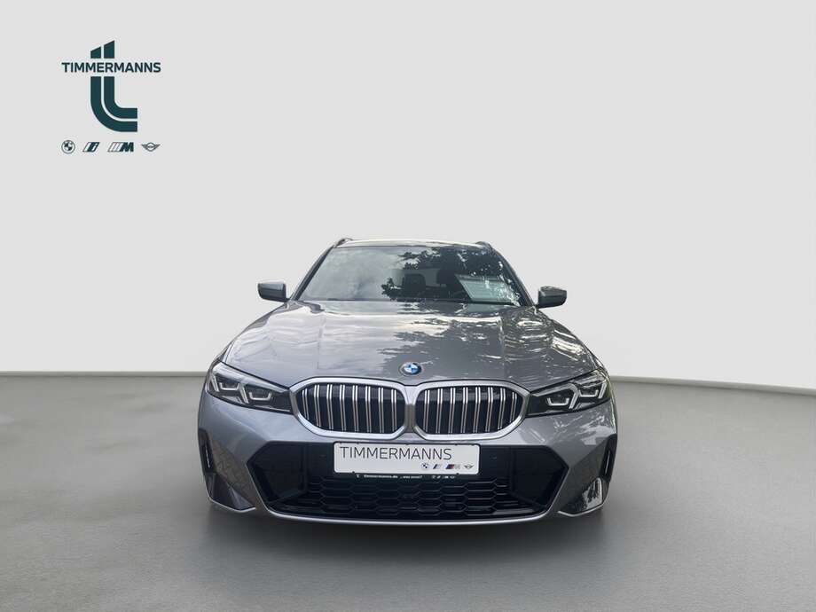 BMW 320 (Bild 9/16)