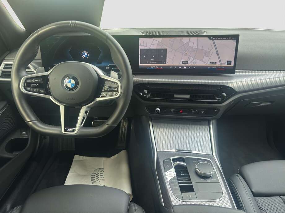 BMW 320 (Bild 13/16)