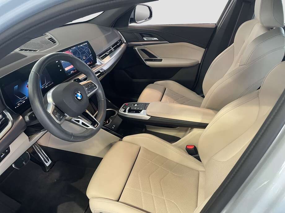 BMW X2 (Bild 10/14)