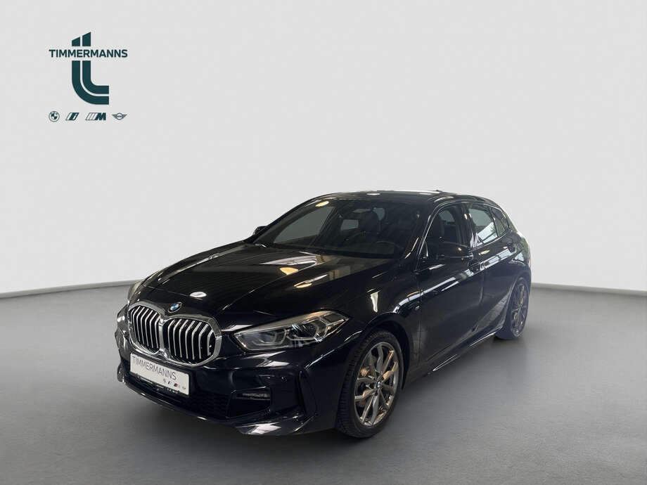 BMW 118 (Bild 1/15)