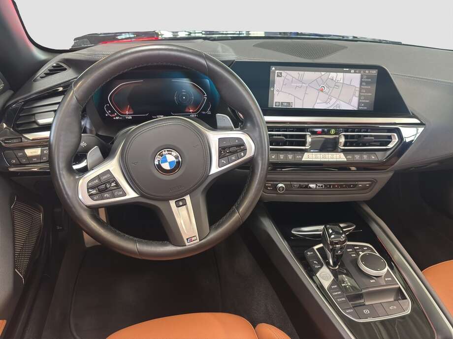 BMW Z4 (Bild 12/16)