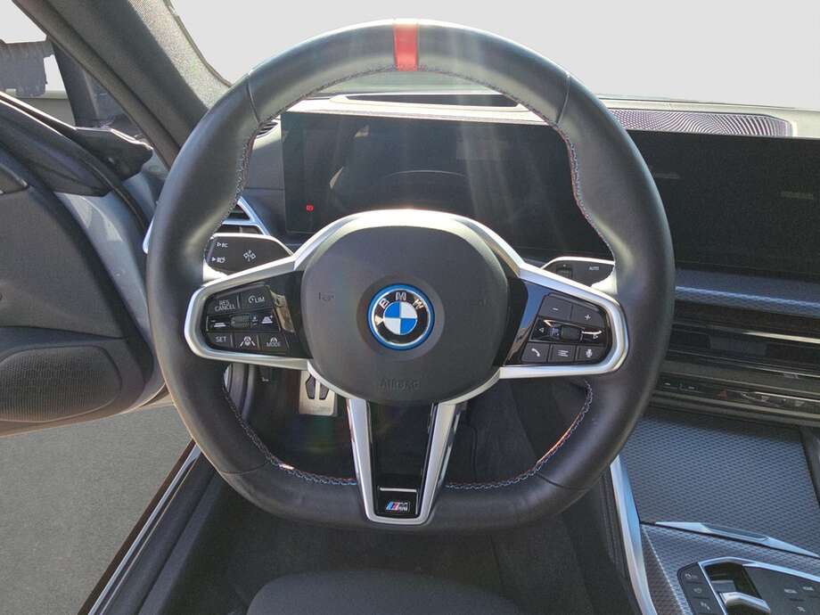 BMW i4 (Bild 13/20)