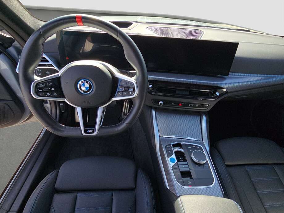 BMW i4 (Bild 14/20)