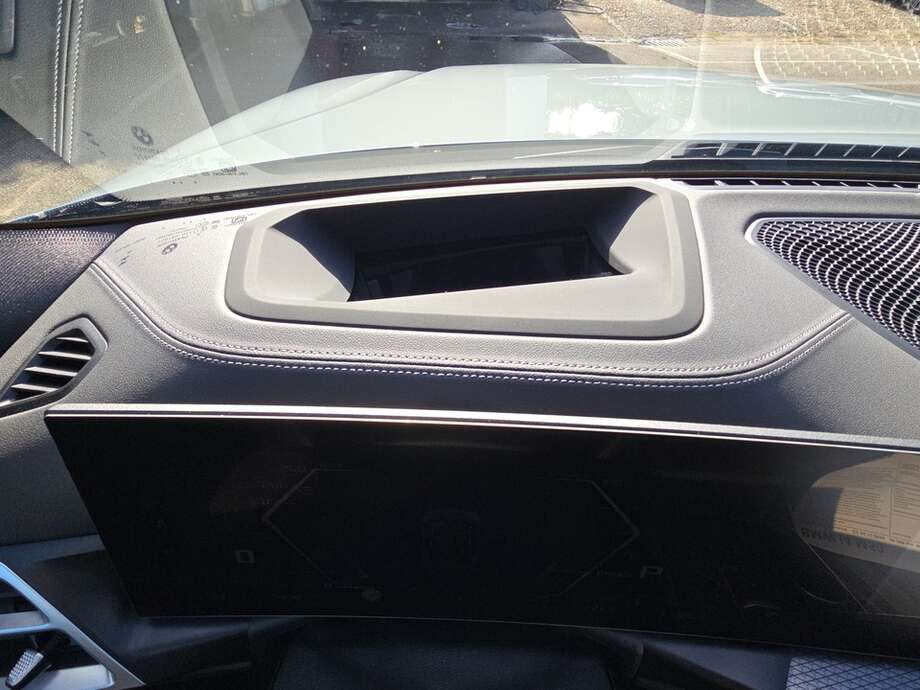 BMW i4 (Bild 19/20)