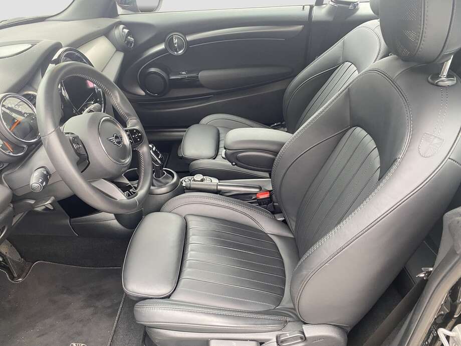 MINI COOPER_CABRIO (Bild 10/15)