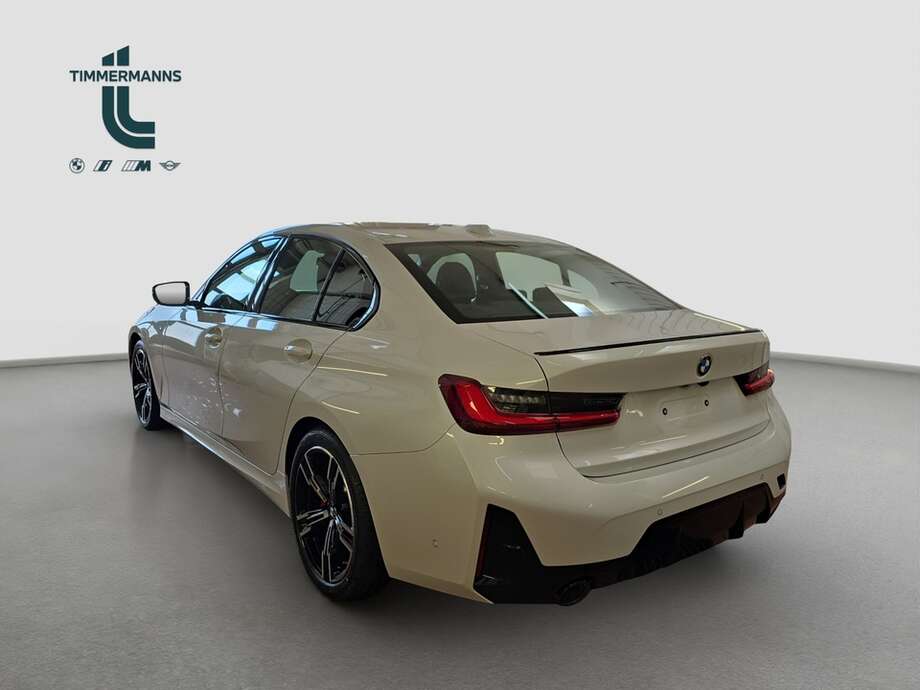 BMW 320 (Bild 4/19)